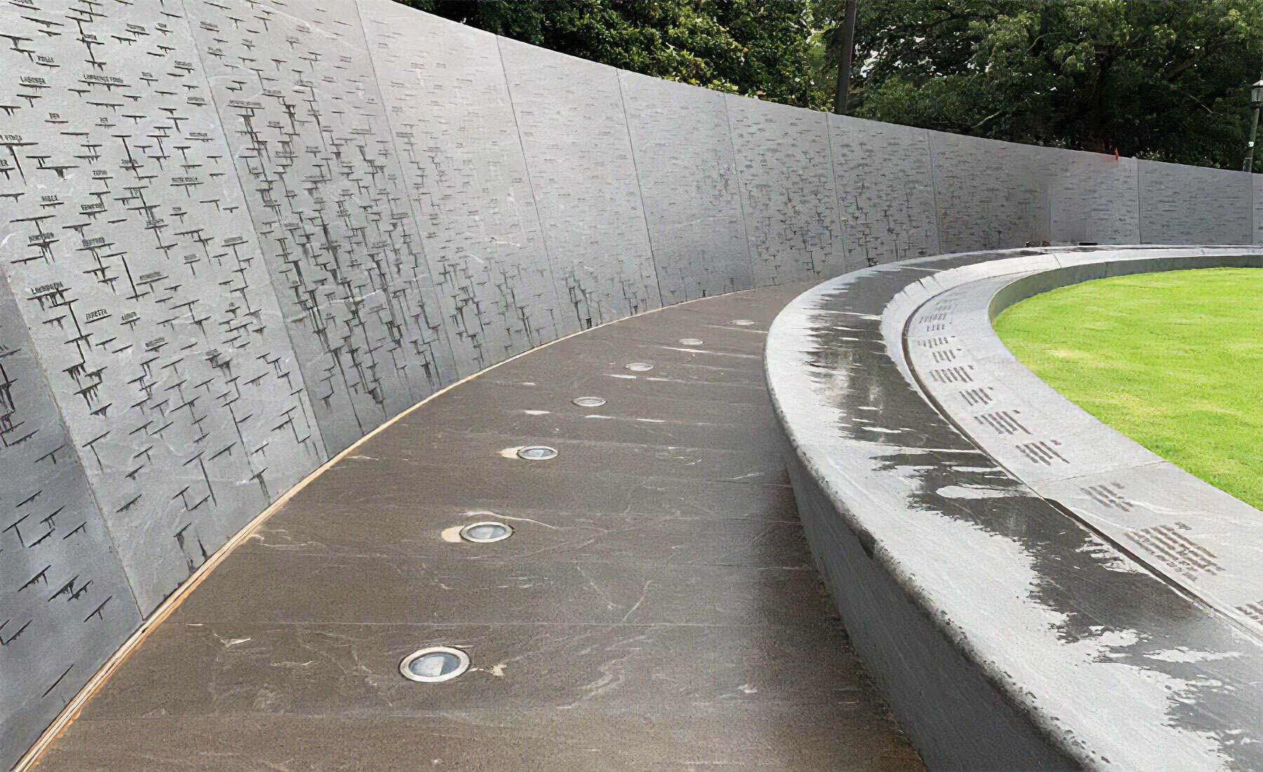 Memorial to Enslaved Laborers